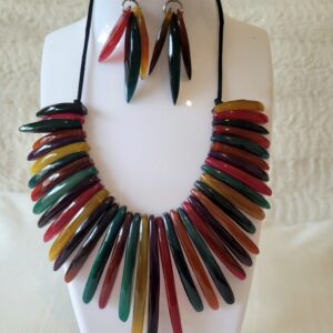 parure colorée pendantes