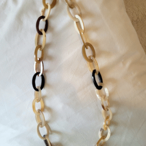 Collier Beige et Écailles de tortue